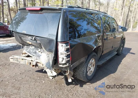 2011 Chevrolet Suburban z USA, uszkodzony, nr VIN 1GNSKJE30BR374934